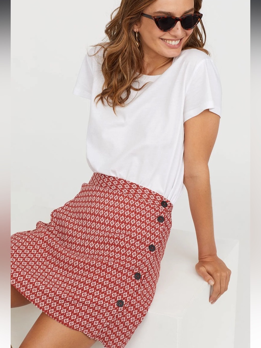 (5/$20) H&M Aztec Geometric Red Mini Skirt with Buttons